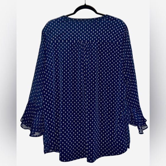 Charter Club Pintuck Top Intrepid Blue White💕 - Picture 3 of 6